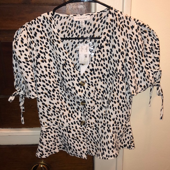 Topshop Tops - NWT Topshop cheetah button down top